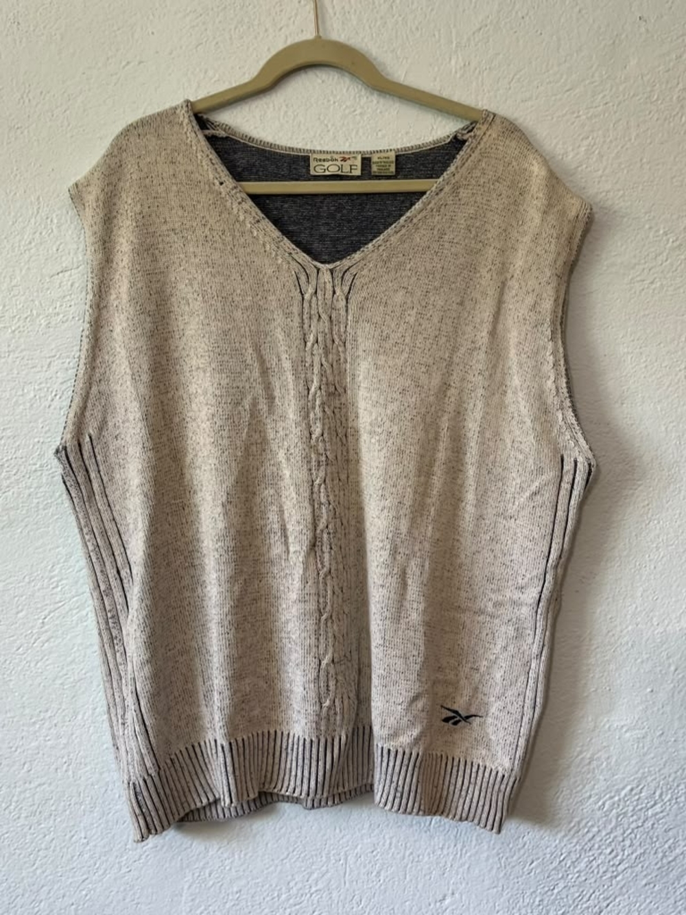 Reebok Golf Men's Size XL grey/Blue Sleeveless Sweater Vest Cable Knit Vintage